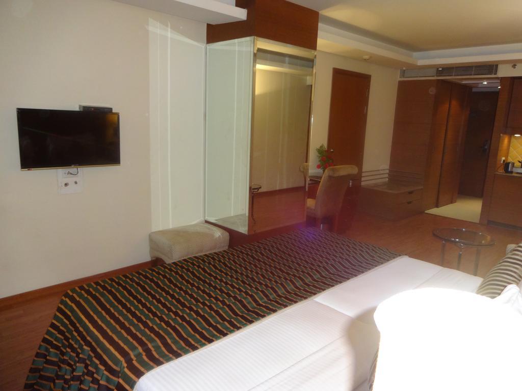 Ohris Banjara Otel Haydarabad Dış mekan fotoğraf